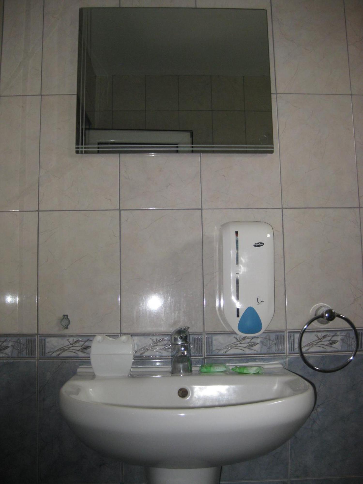 Family Hotel IV Velingrad Pokoj fotografie