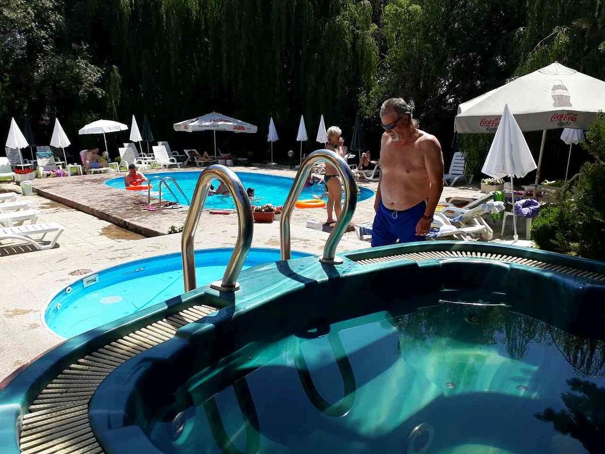 Family Hotel IV Velingrad Exteriér fotografie